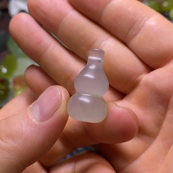 岫玉未镶嵌岫玉挂件