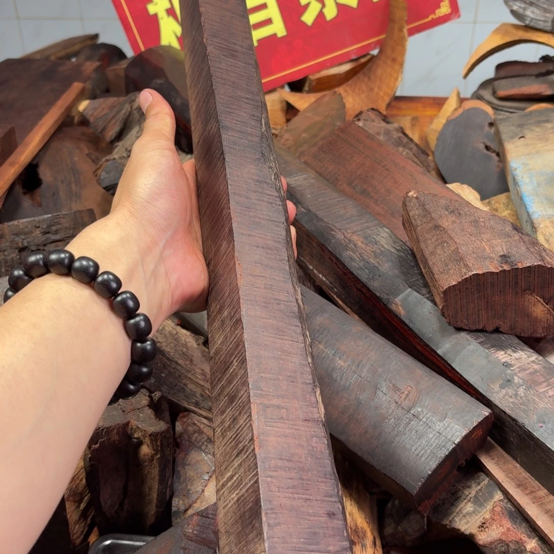 檀香紫檀（小叶紫檀）鹿****）