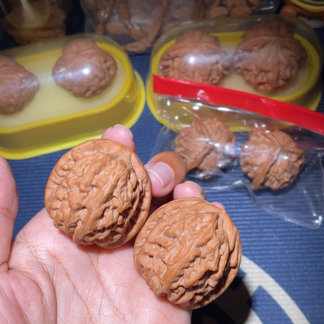 吊坠文玩核桃红锦鲤40