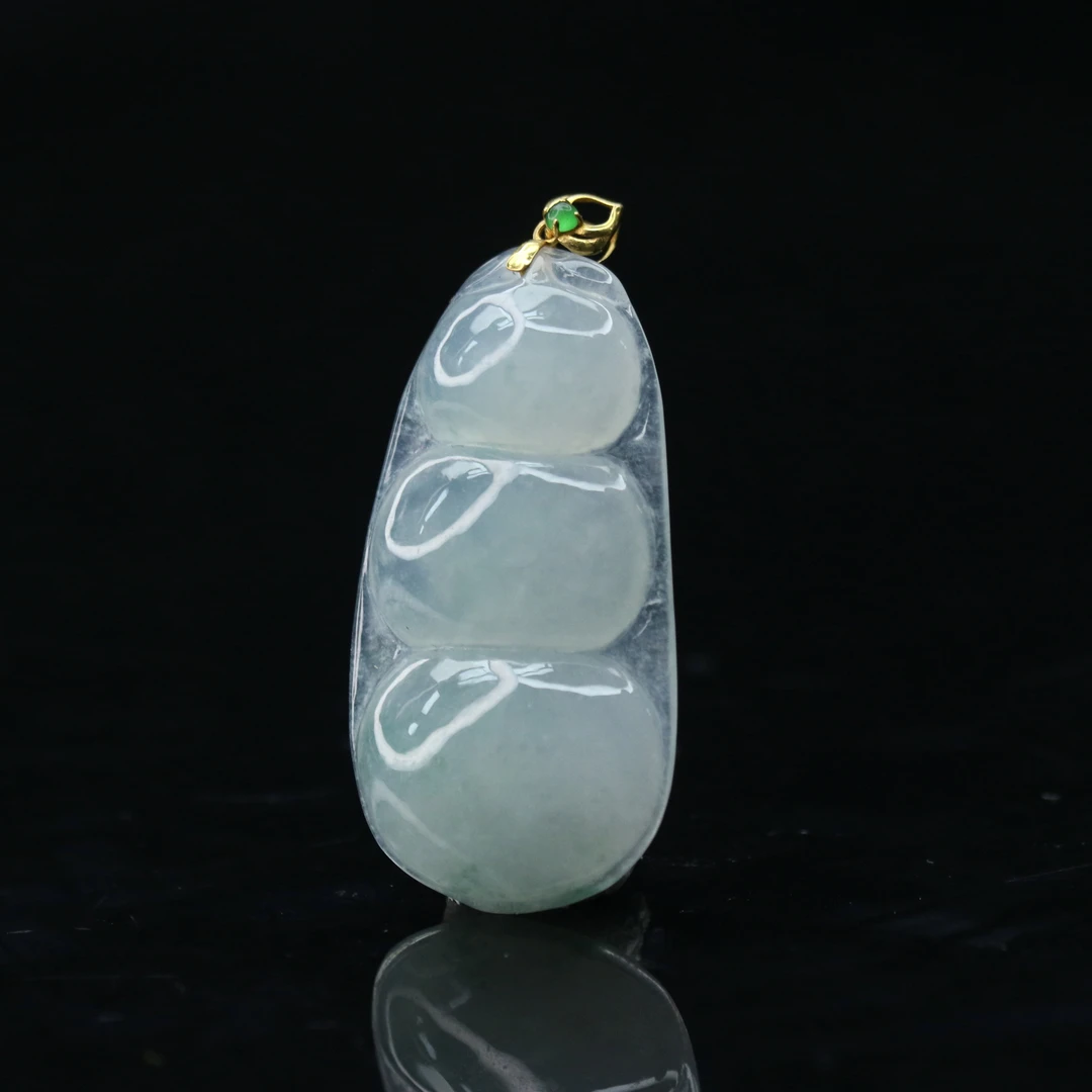 FC34天然缅甸翡翠A货18k豆子吊坠/400150/保利厦门拍卖