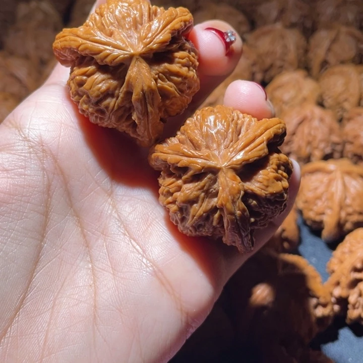 吊坠文玩核桃白狮子