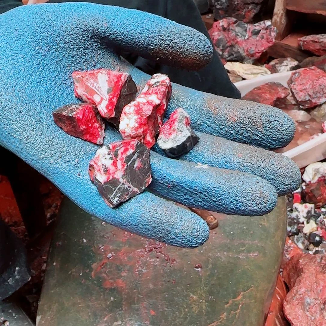 天然辰砂朱砂毛石头29