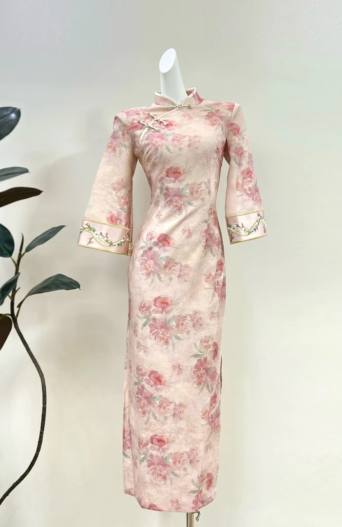 【桃花】刺绣碎花复古港风七分袖厚款旗袍少女国风日常经典