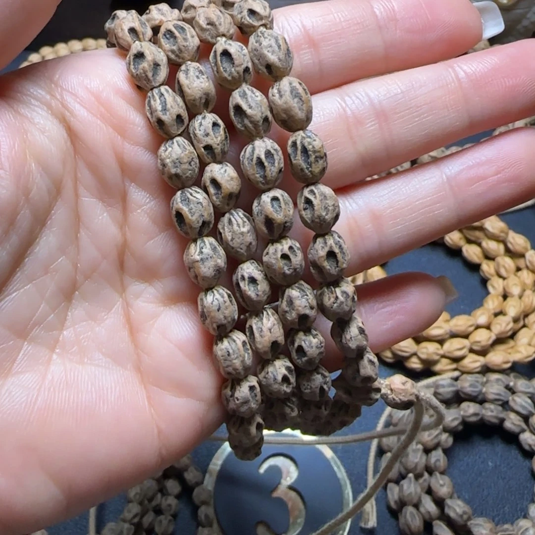 k***k吊坠柏香籽/百香籽