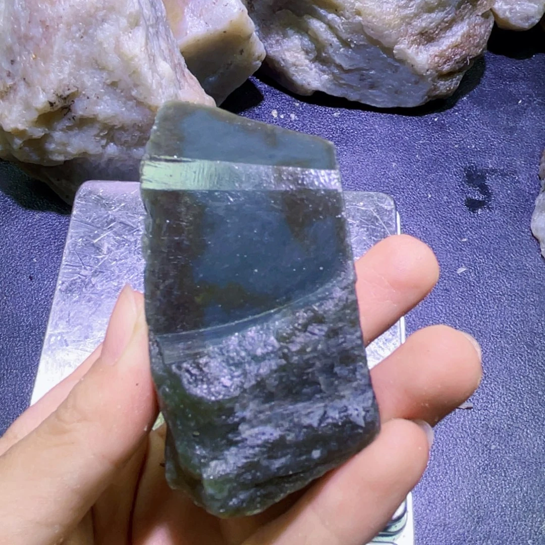 未镶嵌和田玉珠宝半成品