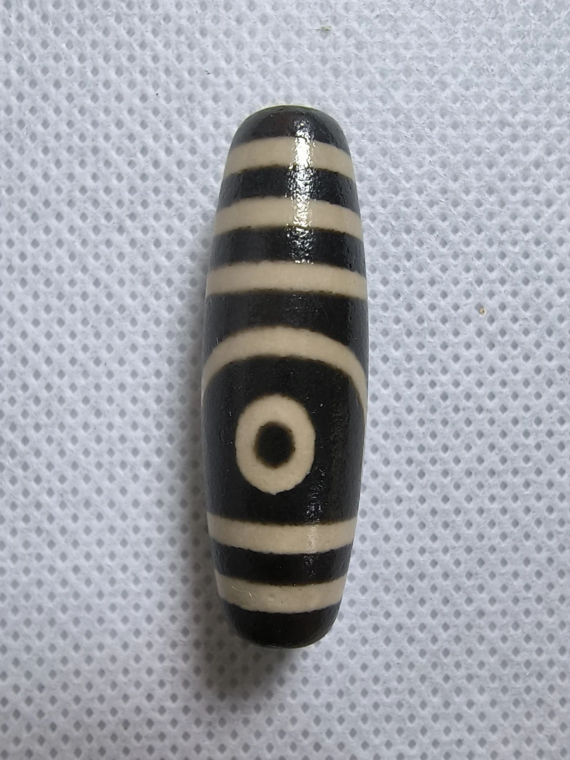 包浆二眼天珠吊坠