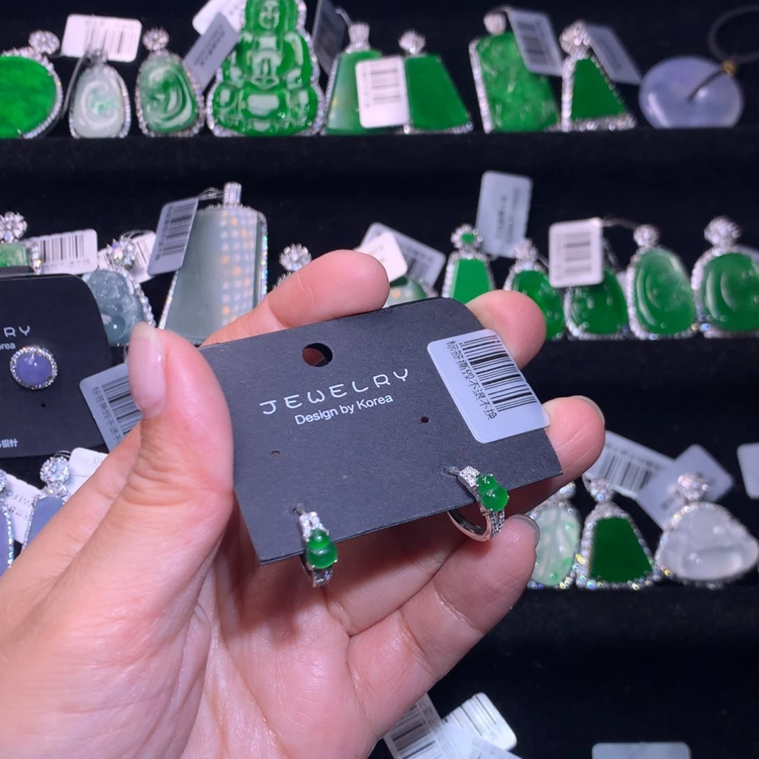 【闪购商品】银S925镶嵌翡翠耳饰