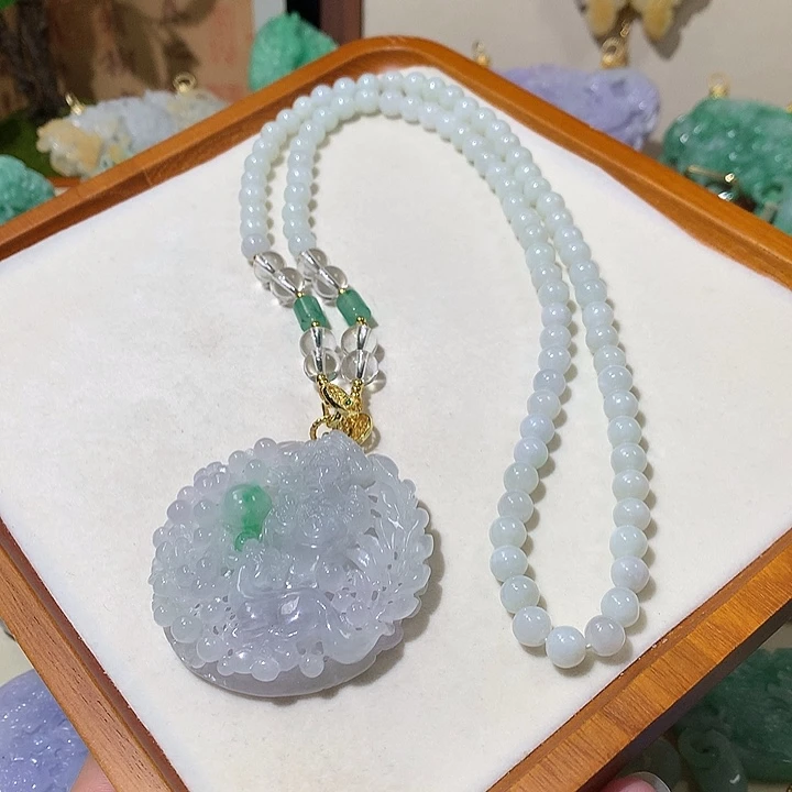 翡翠未镶嵌颈饰翡翠吊坠