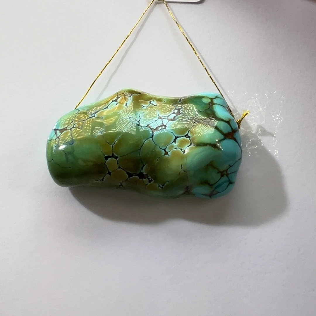 绿松石未镶嵌挂件