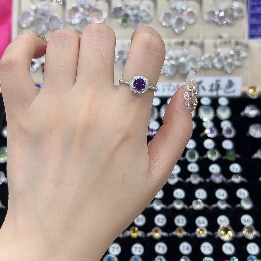 静***。银S925镶嵌紫晶戒指