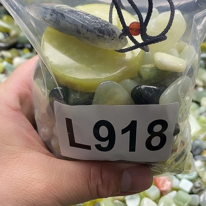 岫玉鱼缸石未镶嵌