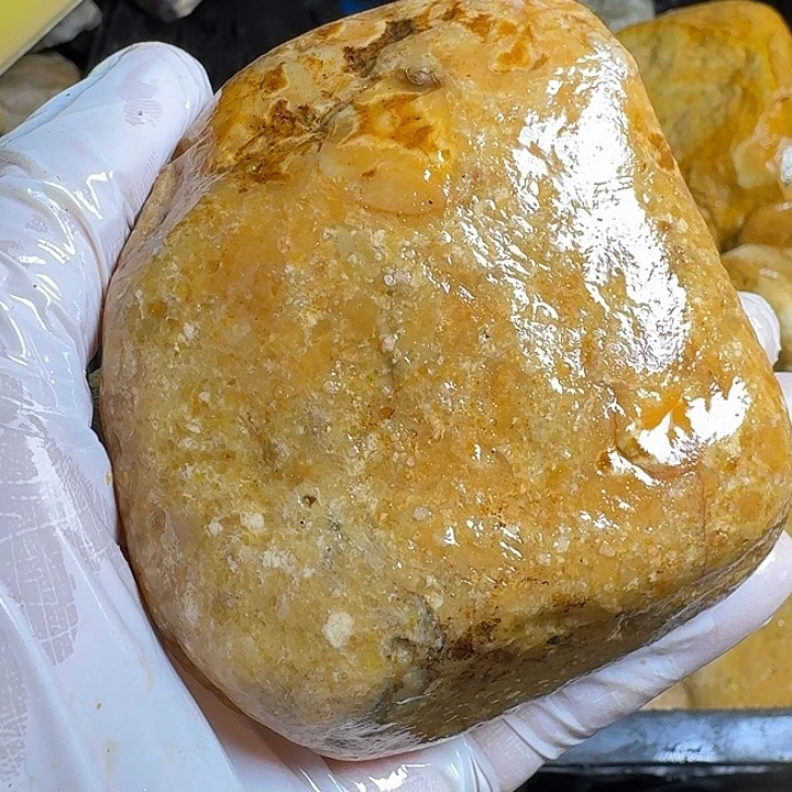 蘑***脸寿山石寿山石的颜色