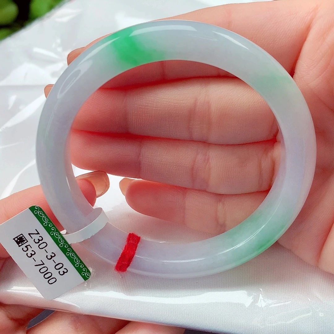 翡翠未镶嵌手镯53.1细糯化 白底青 有包容