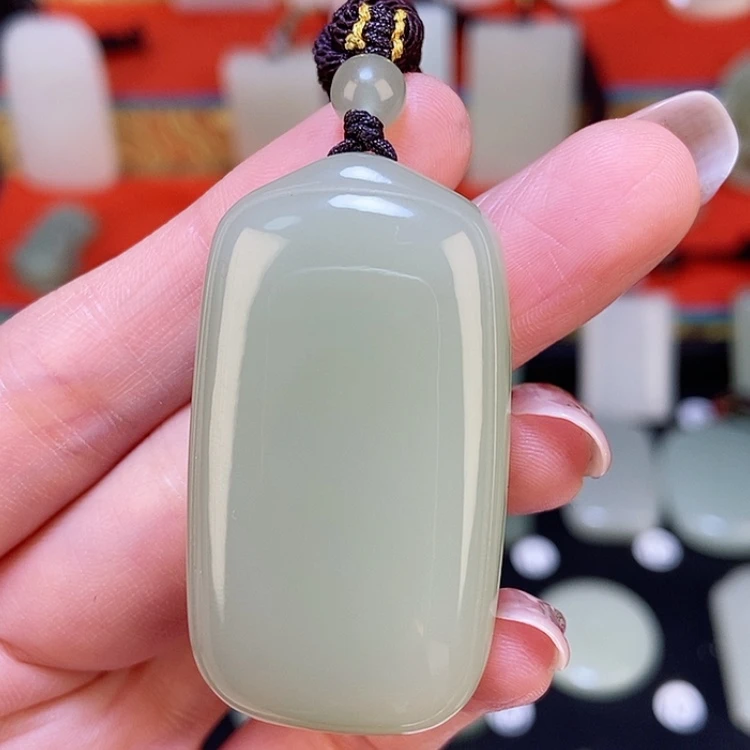 【闪购商品】颈饰未镶嵌和田玉