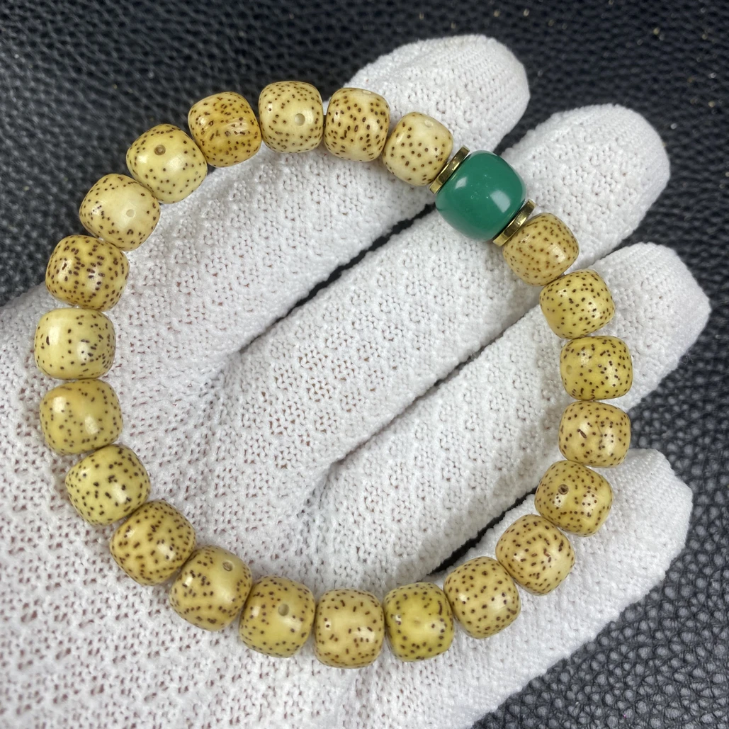 星月鸡油黄海南星月菩提卡10 A528