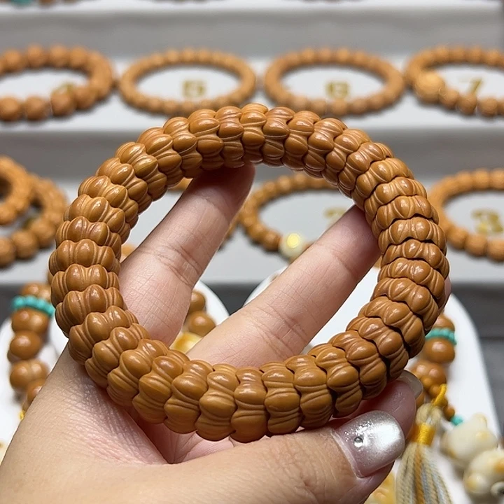 云***浅手串猴头核桃16➕莲花福利