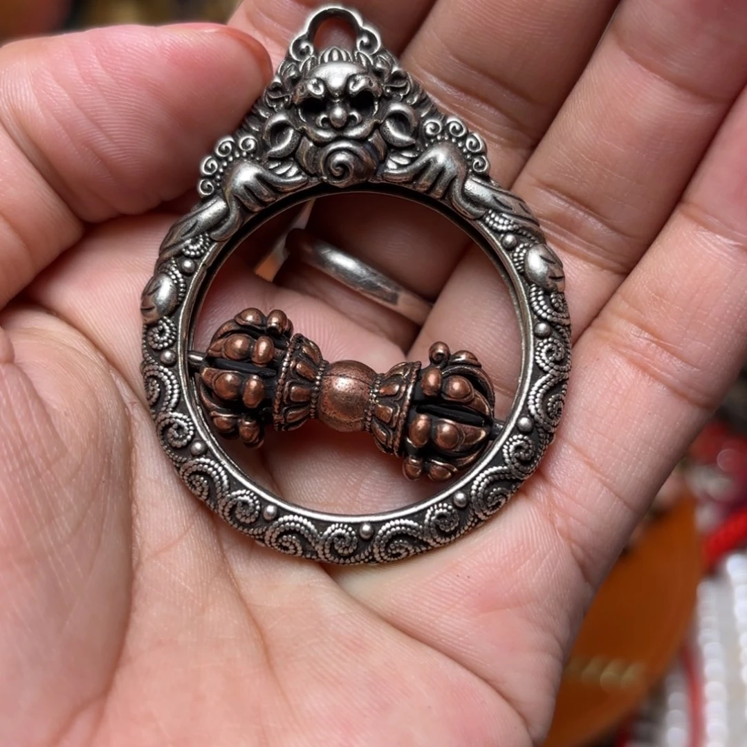 铜星月菩提吊坠项链