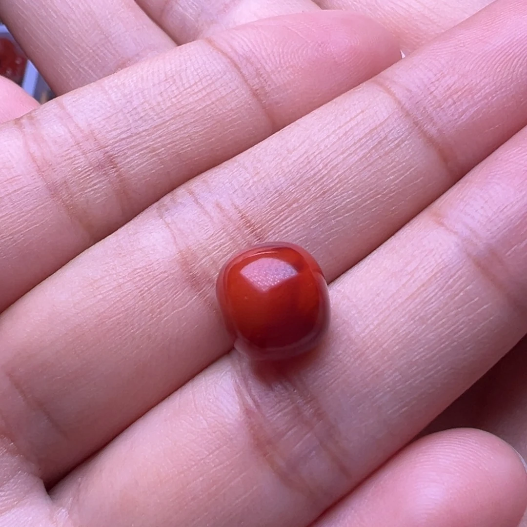 用***3南红玛瑙未镶嵌珠宝奇石