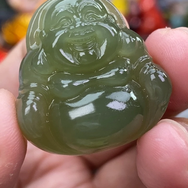 鸿***阁颈饰未镶嵌和田玉