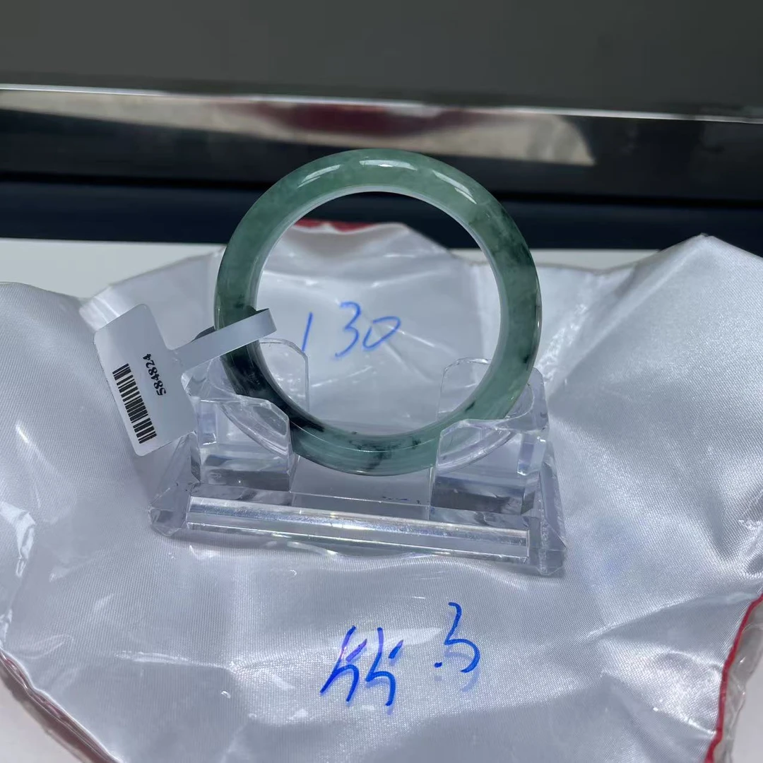 毛货手镯需精细抛光/130