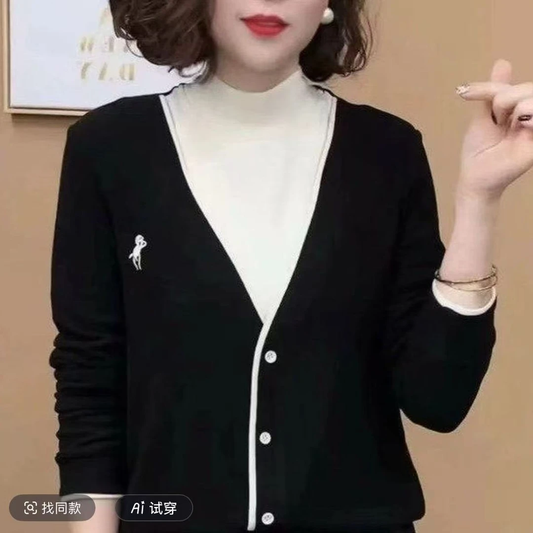 德绒长袖t恤女秋冬新款假两件半高领刺绣时尚减龄保暖流光风打底