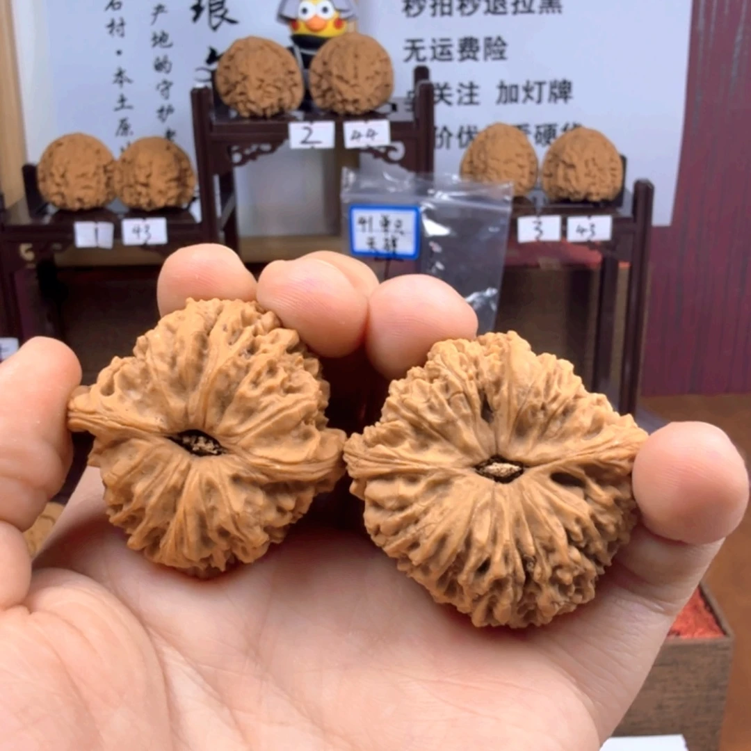 O****文玩核桃吊坠南将石39尺寸