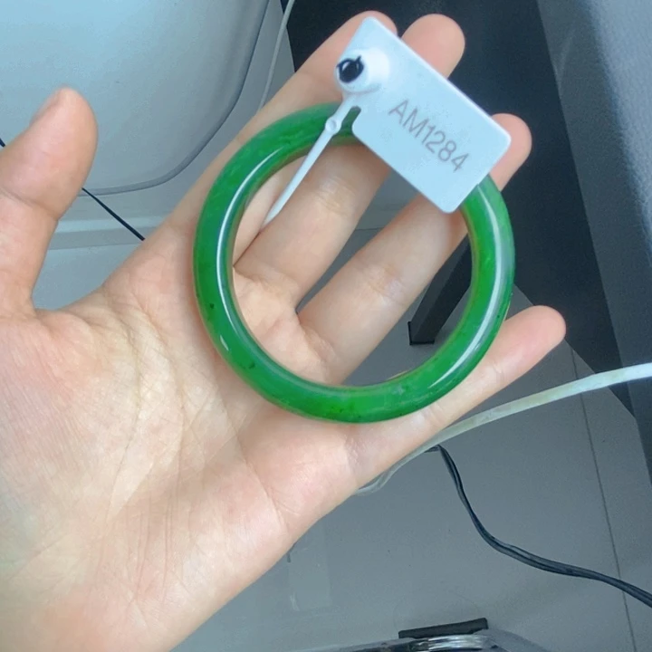 和田玉（碧玉）未镶嵌手镯