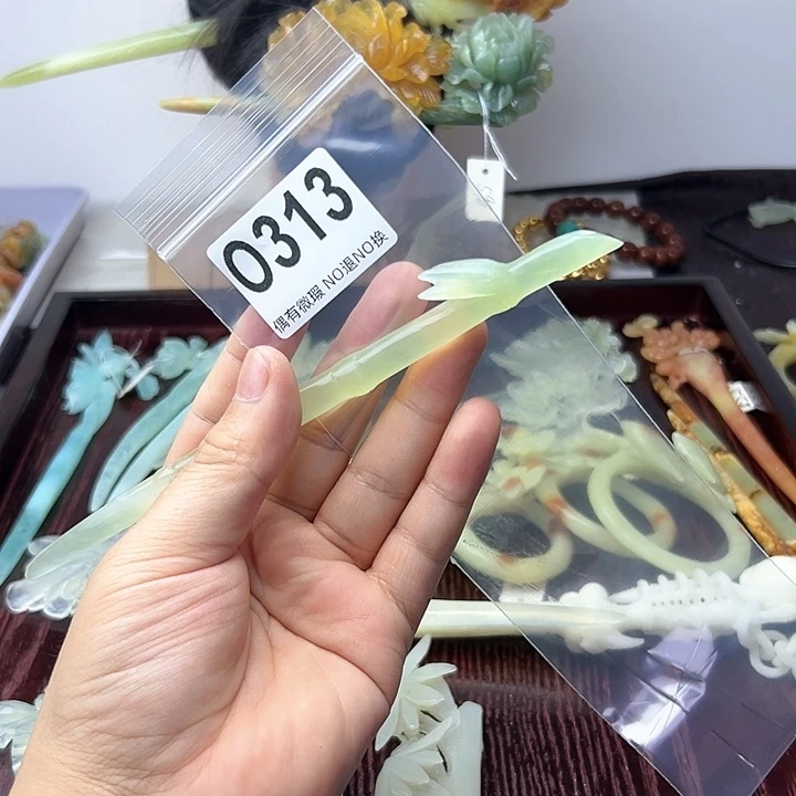 蛇纹石玉发饰合金晓*