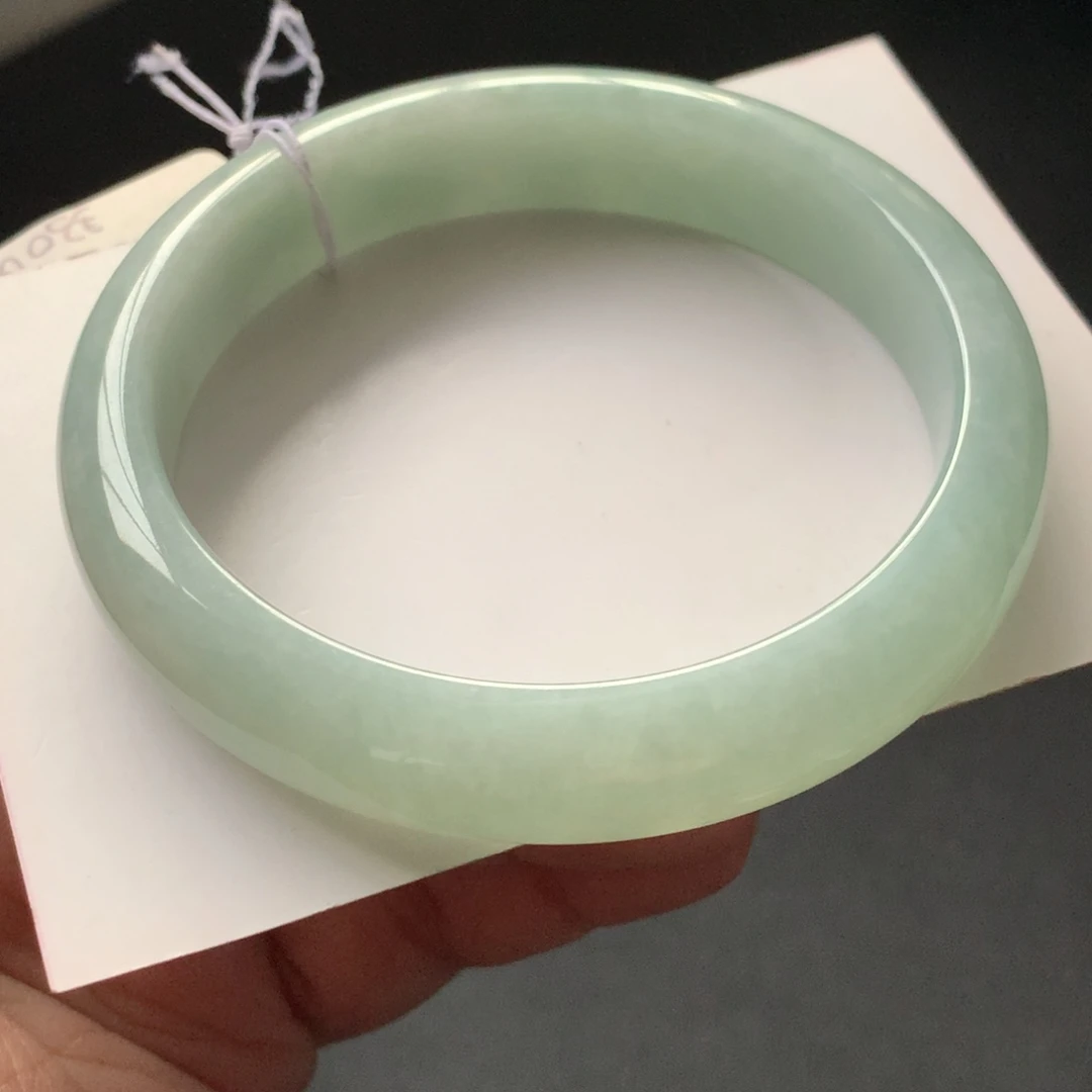 翡翠未镶嵌手镯75号59.1-12.5-8.1