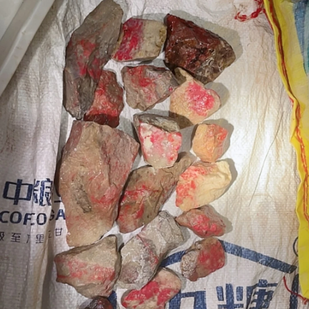 【闪购商品】昌化石韩*华昌化鸡血石小子