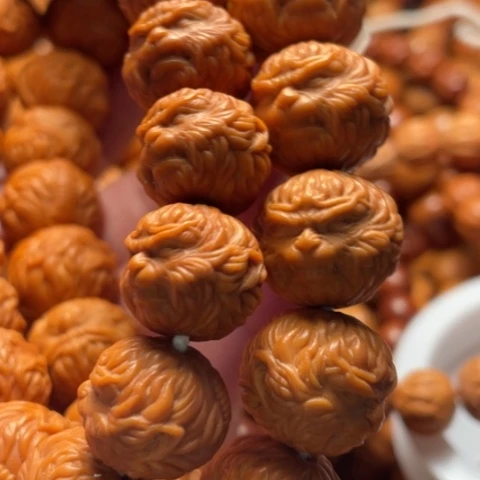 猴头核桃手串荒**狼悟空