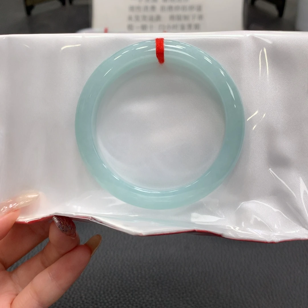 翡翠未镶嵌手镯35