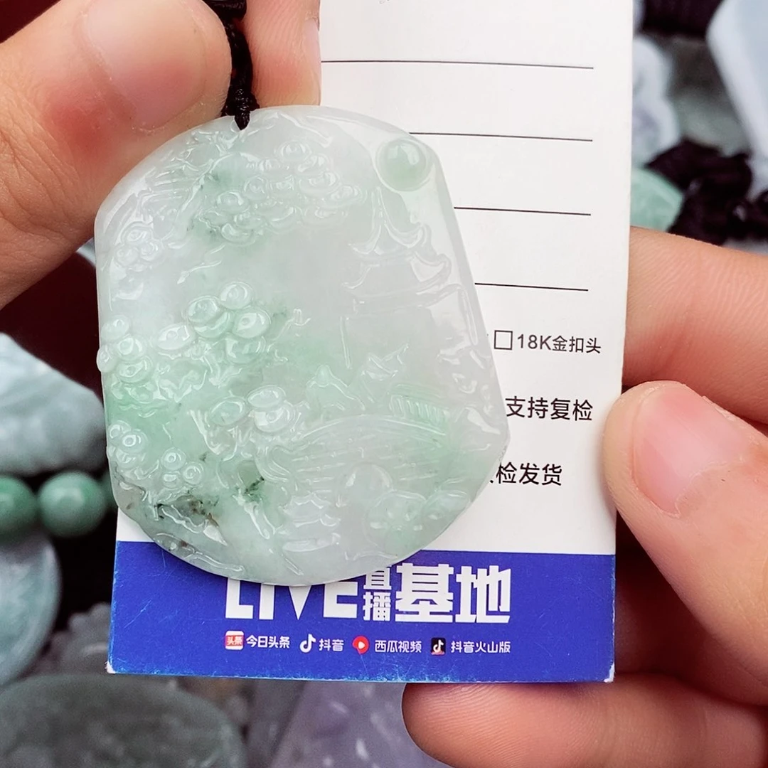 翡翠颈饰未镶嵌翡翠