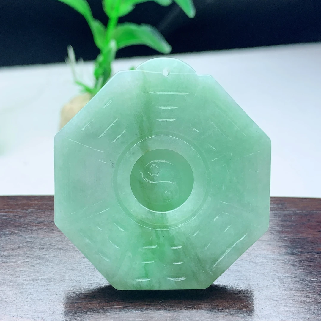 天然翡翠八卦牌吊坠缅甸A货苹果绿色太极图阴阳珠挂件项坠复古