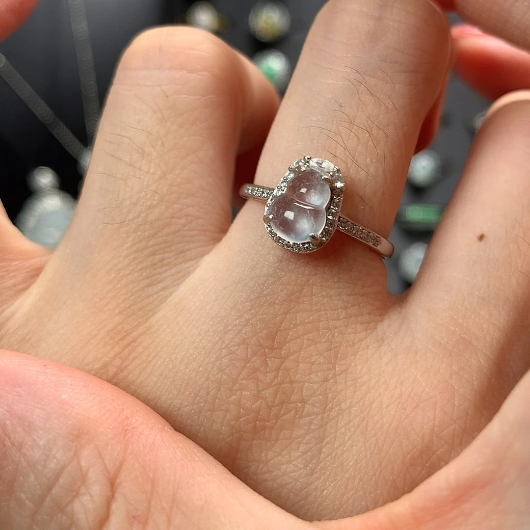 翡翠银S925镶嵌颈饰戒指