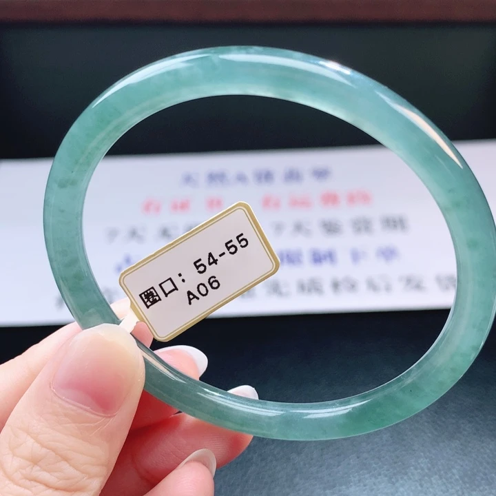 翡翠未镶嵌手镯翡翠手镯114