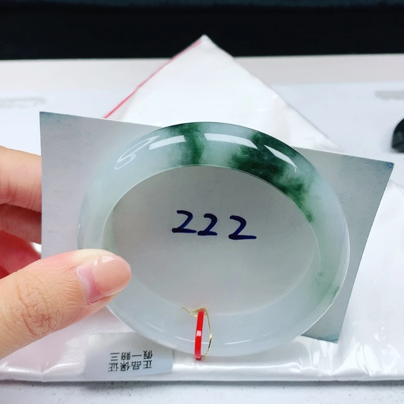 【闪购商品】翡翠手镯未镶嵌56圈