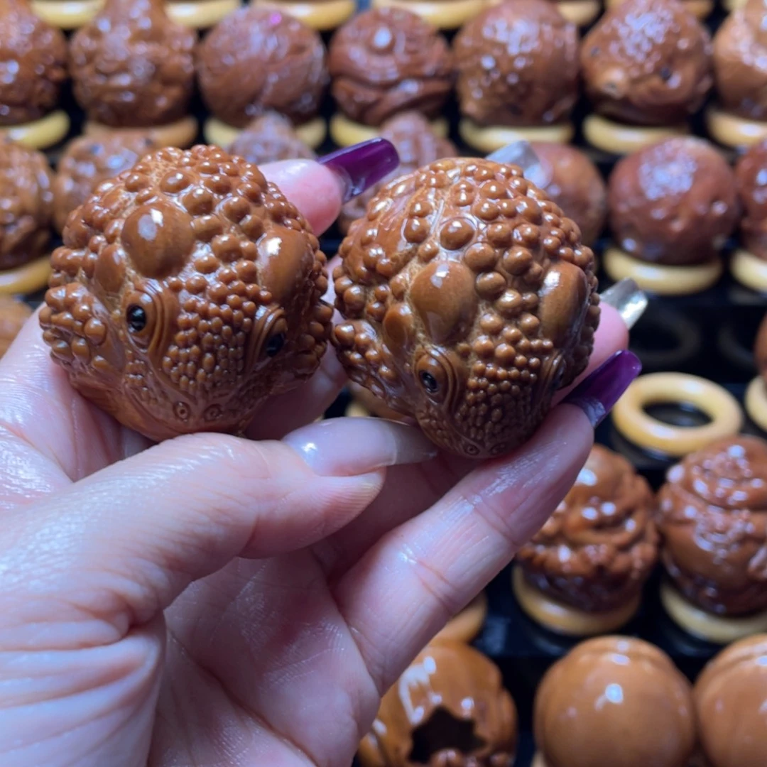 *****橄榄核把件橄榄球