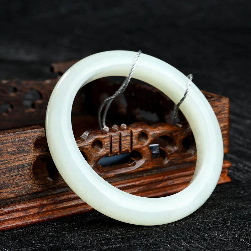 新品KJ-A29057和田白玉手镯玉镯日常气质经典时尚佩戴多样性发一