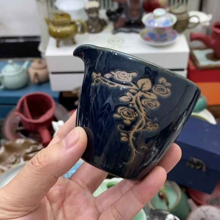 陶瓷艺术品及陶瓷壶