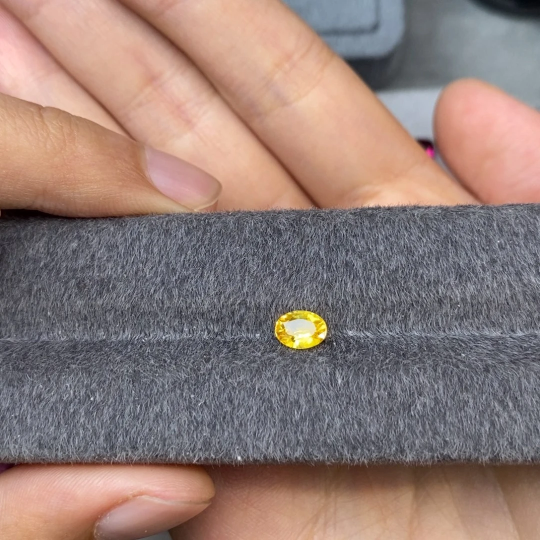 裸石蓝宝石1ct 黄色蓝宝石 老烧