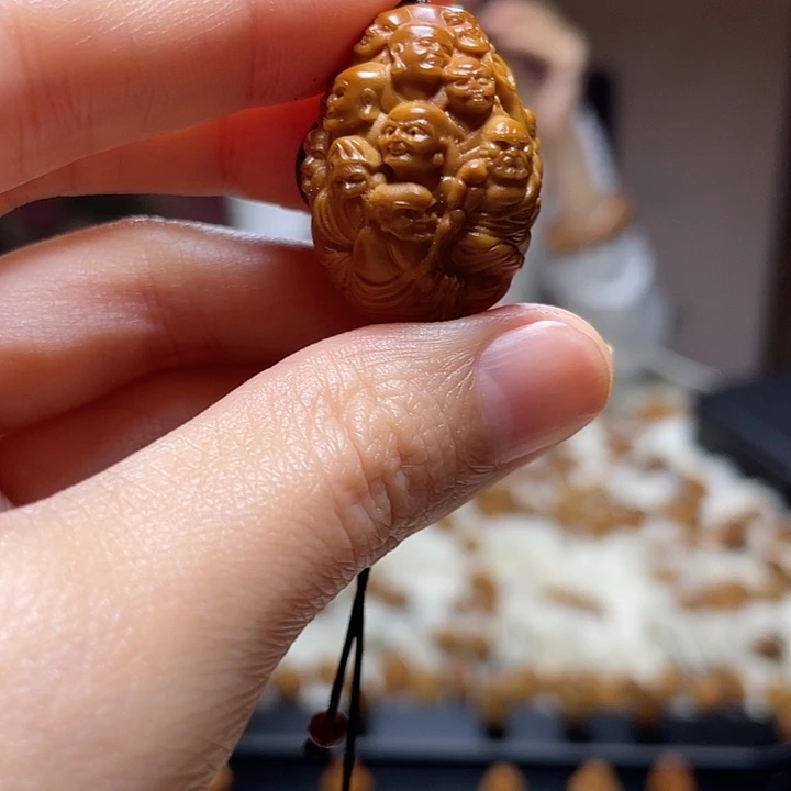 橄榄核吊坠十八罗汉