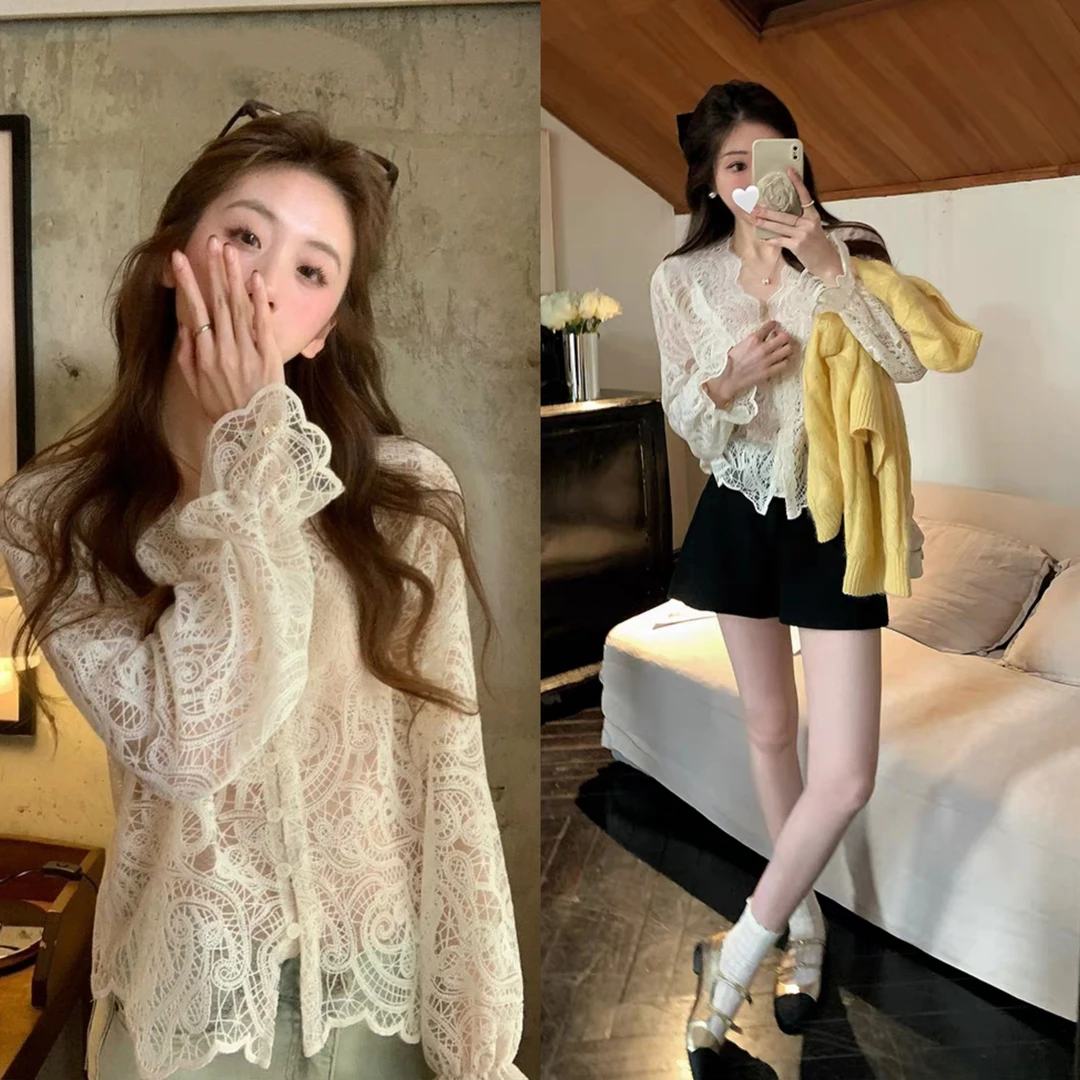 寻梦山茶花~2025秋季V领长袖蕾丝罩衫超仙设计感法式打底衬衫上衣