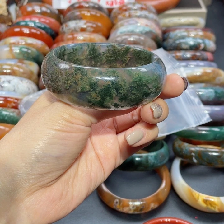 【闪购商品】手镯玛瑙/玉髓未镶嵌淡*61 07