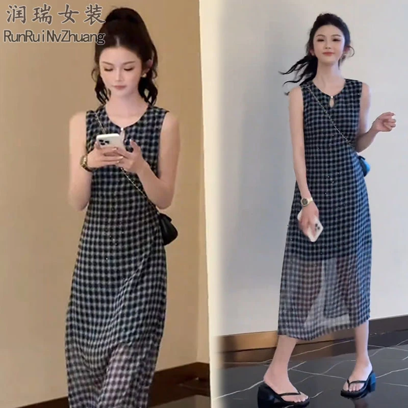 夏季女装极简风无袖连衣裙女2025新款复古格子法式中长款裙子通勤