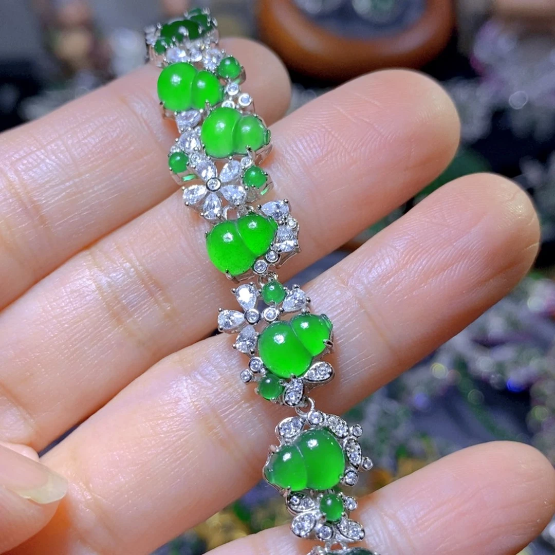 翡翠颈饰银S925镶嵌天然翡翠