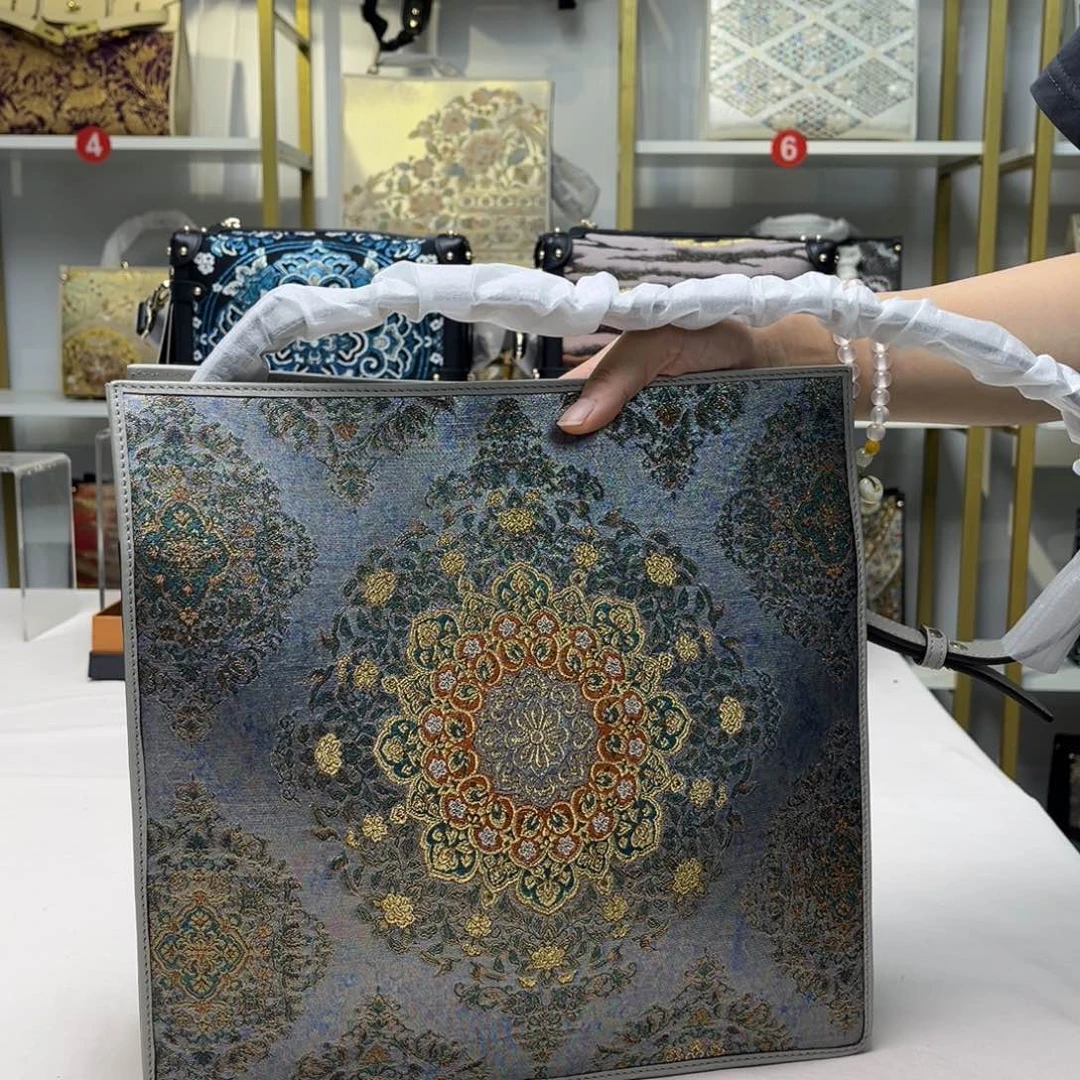 织绣高定浮力大漏