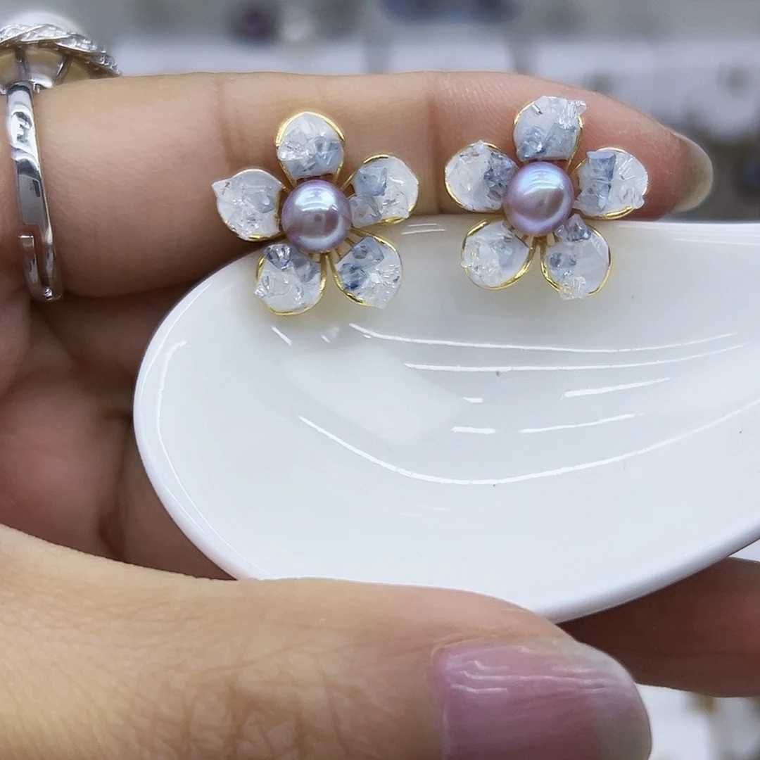 银S925镶嵌耳饰淡水珍珠