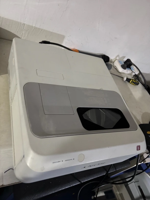 9新 Sony/索尼 二手 Sony 红标超短焦投影仪 运费自理