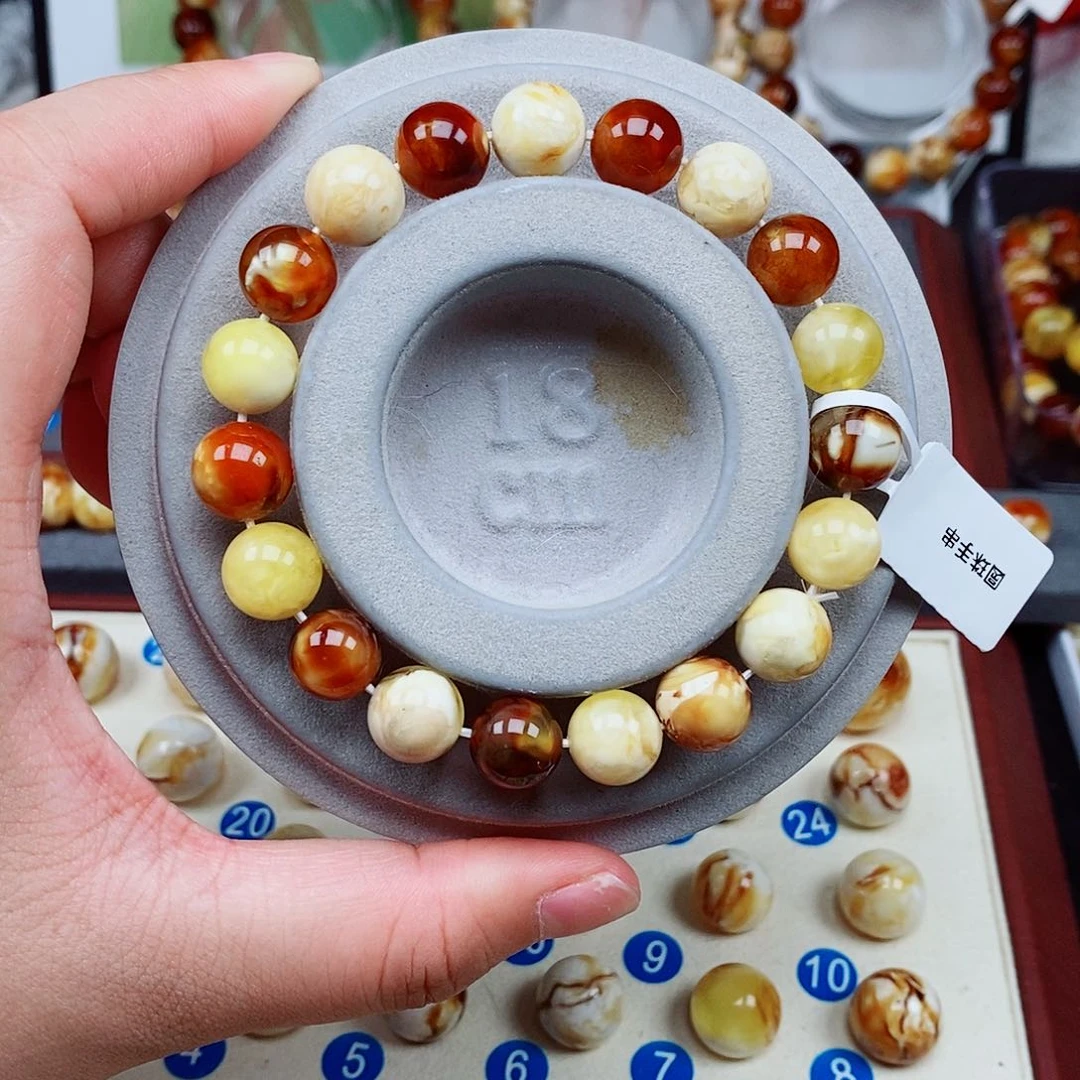 未镶嵌蜜蜡裸石蜜蜡